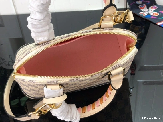 AAA Pruses Bags Louis Vuitton ALMA BB 0708